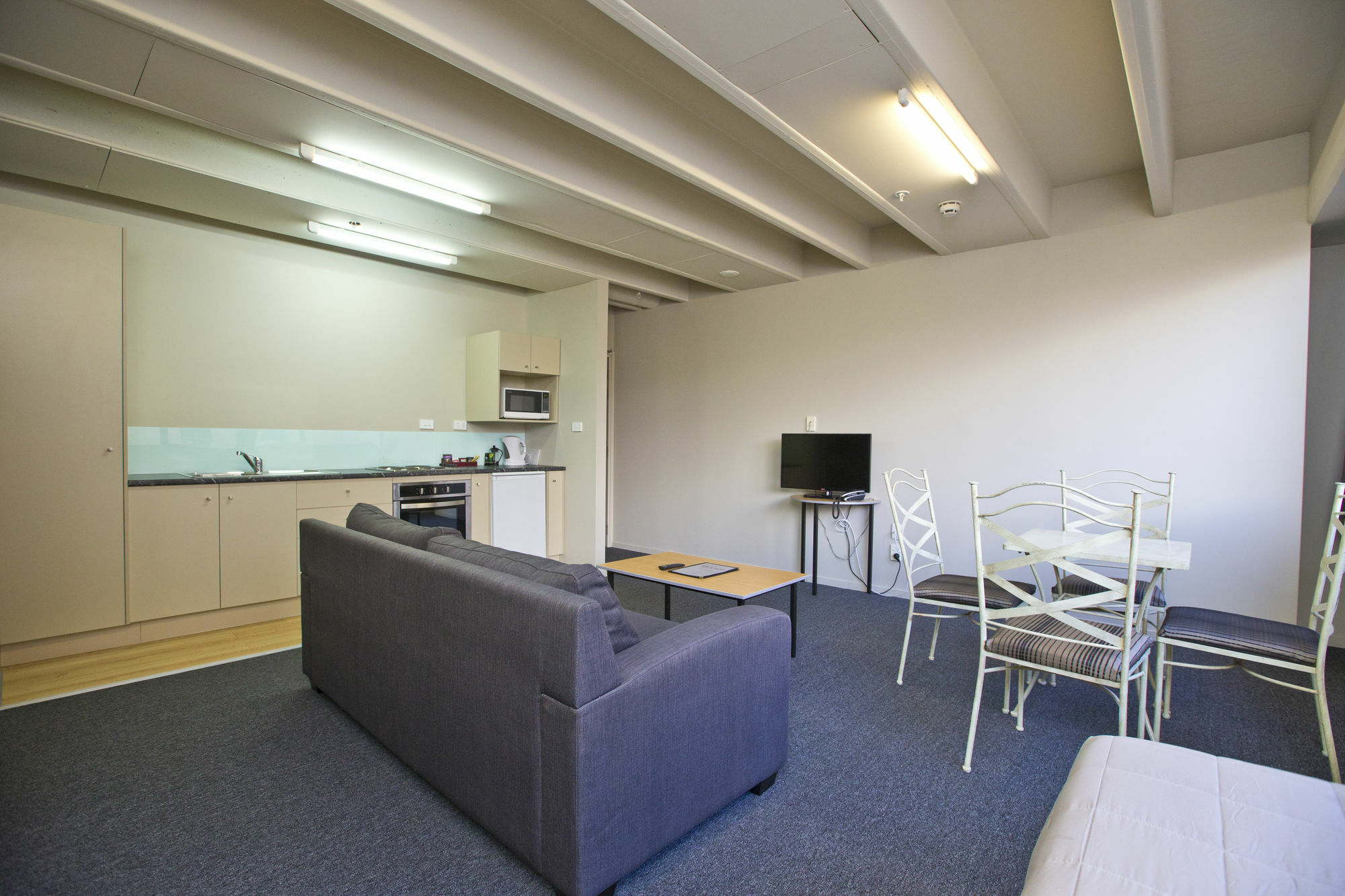 @ The Hub West Aparthotel Palmerston North Exterior photo