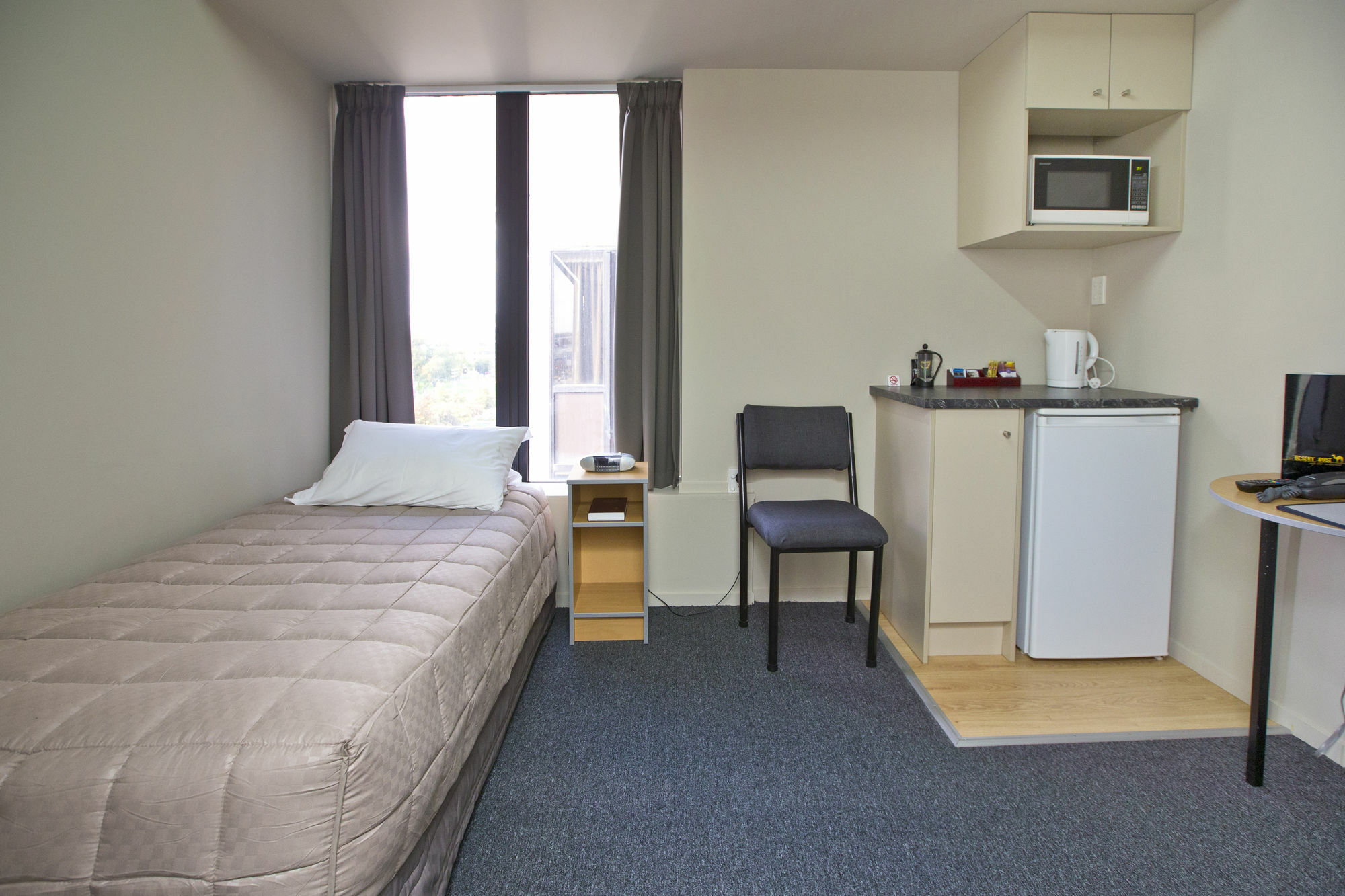 @ The Hub West Aparthotel Palmerston North Exterior photo